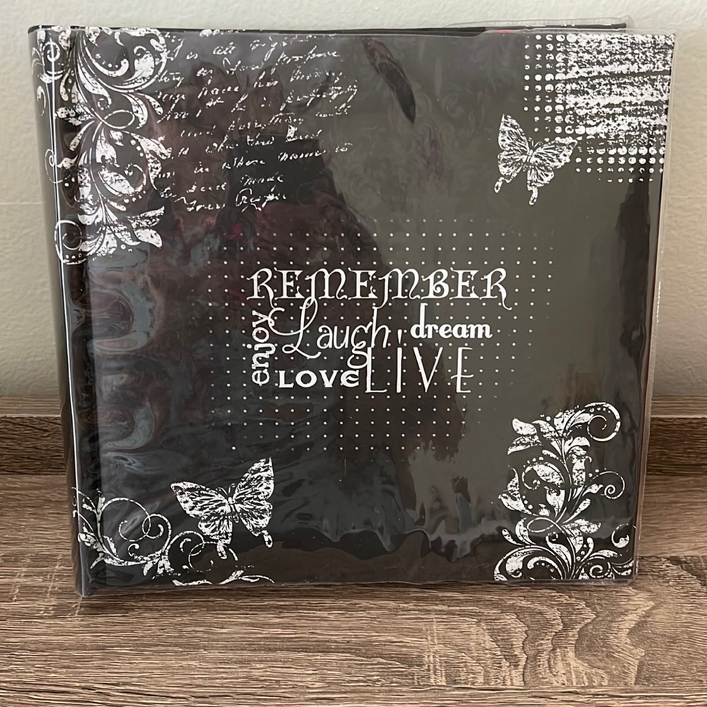 Brand-new photo album